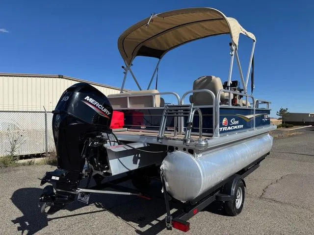 Slide: The Image of Sun Tracker Bass Buggy 16 XL Select 2024 - 4