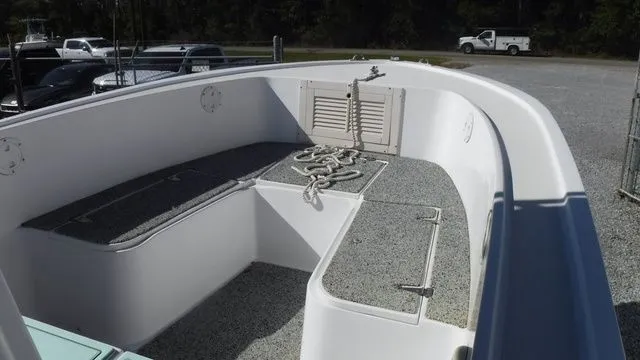 Slide: The Image of Mako 282 Center Console 1995 - 10