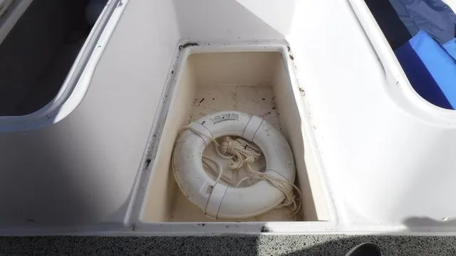 Slide: The Image of Mako 282 Center Console 1995 - 12