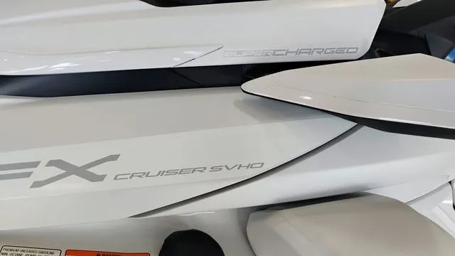 Slide: The Image of Yamaha FX Cruiser SVHO 2025 - 3