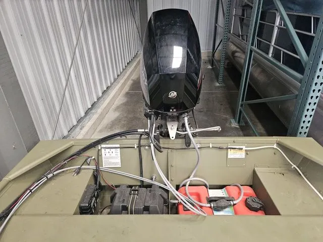 Slide: The Image of Lowe 164AM 2023 - 12