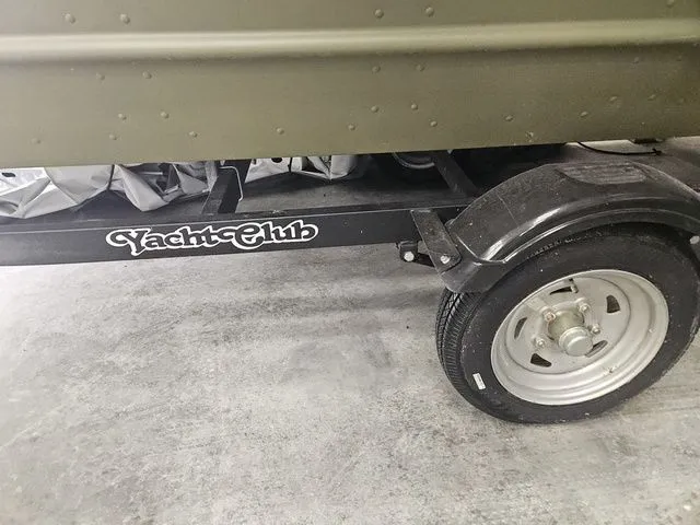 Slide: The Image of Lowe 164AM 2023 - 15