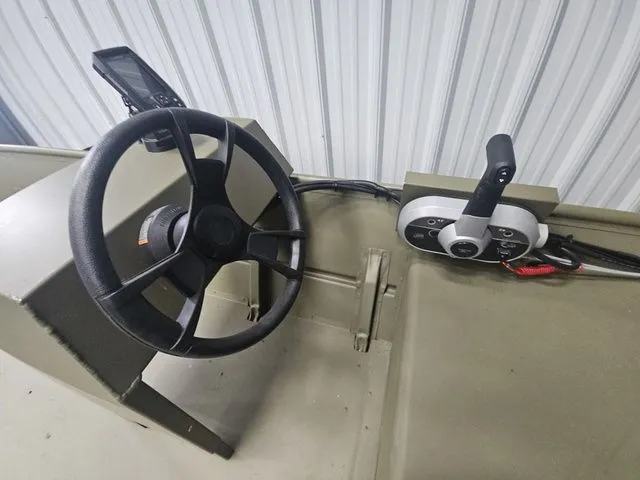 Slide: The Image of Lowe 164AM 2023 - 3