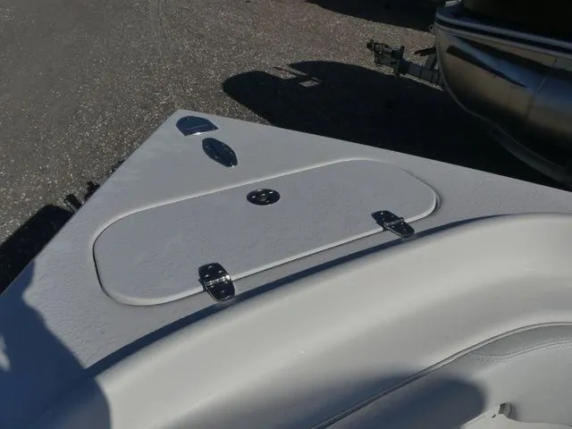 Slide: The Image of Bow deck of a 2018 Carrera Sport Fishing boat. - 21