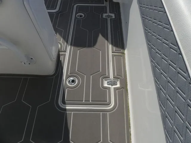 Slide: The Image of Deck flooring of a 2018 Carrera Sport Fishing boat. - 23