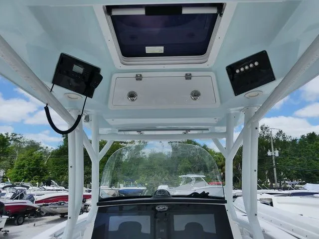 Slide: The Image of Sea Fox 288 Commander 2021 - 14