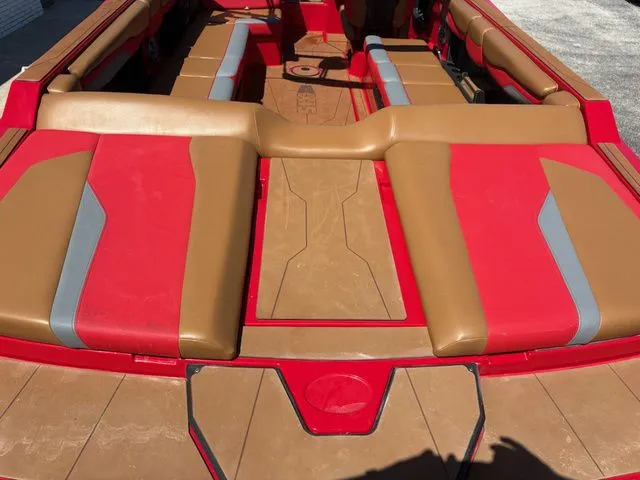 Slide: The Image of Axis Wake Research T250 2022 - 11