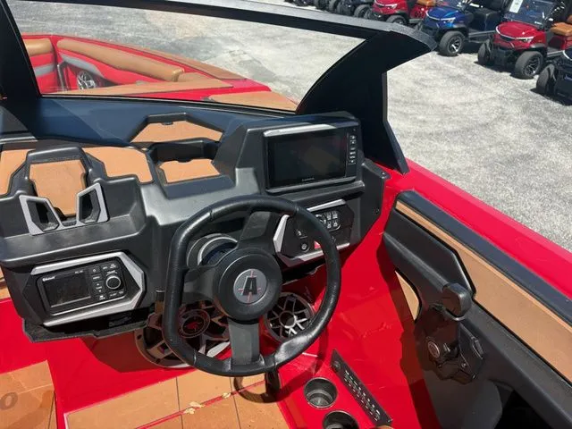 Slide: The Image of Axis Wake Research T250 2022 - 16