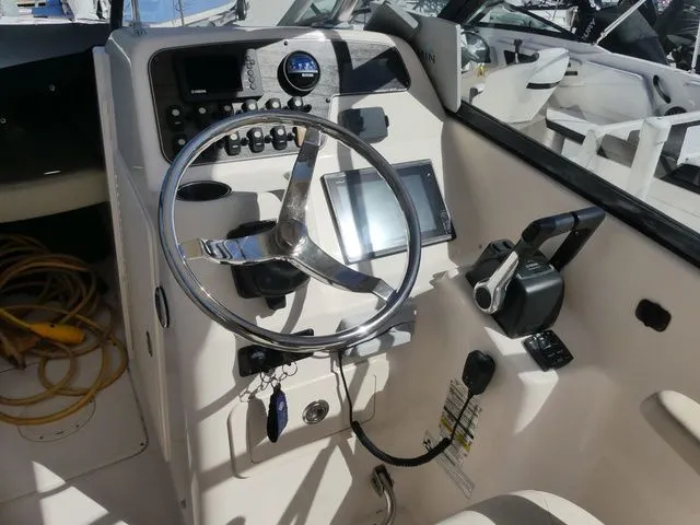 Slide: The Image of Grady-White Freedom 255 2016 - 10