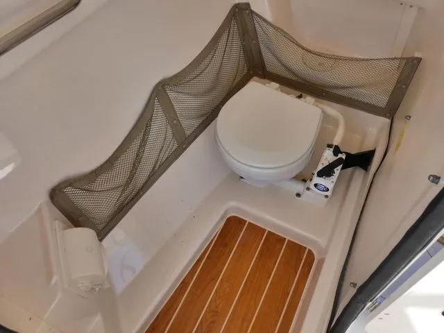 Slide: The Image of Grady-White Freedom 255 2016 - 13