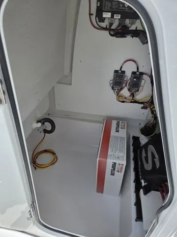 Slide: The Image of Sportsman Open 212 Center Console 2026 - 9