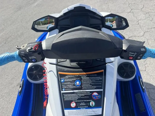 Slide: The Image of Yamaha VX Limited HO 2023 - 10