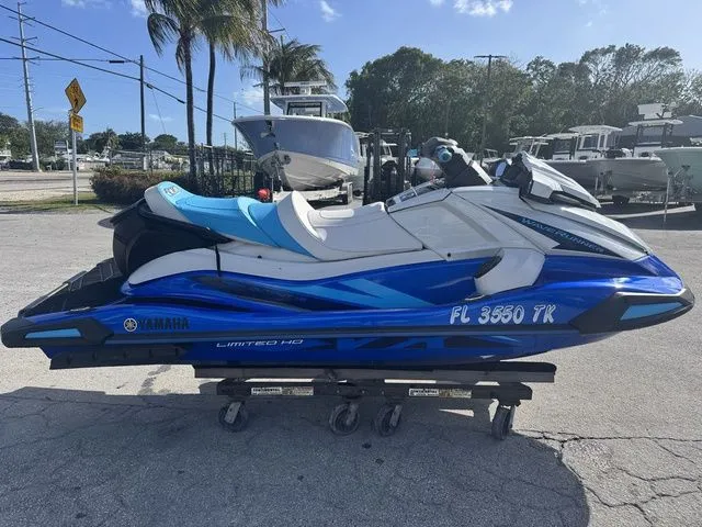 Slide: The Image of Yamaha VX Limited HO 2023 - 6