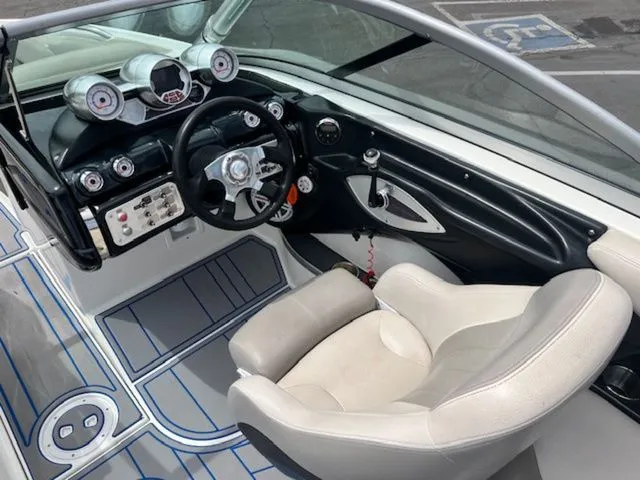 Slide: The Image of MasterCraft XStar 2008 - 12