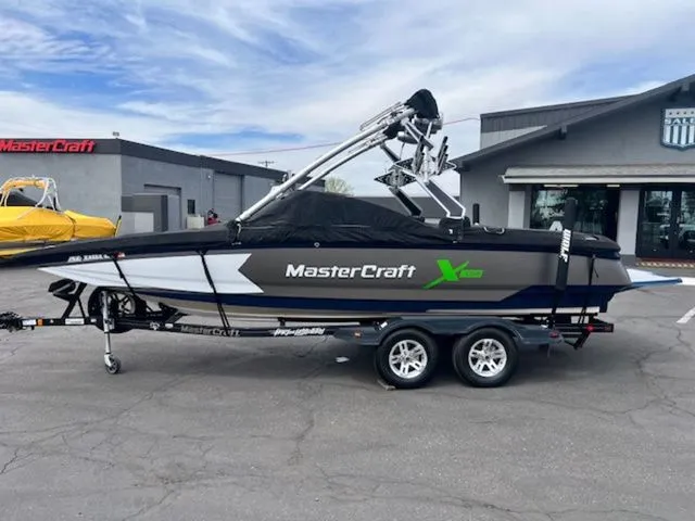 Slide: The Image of MasterCraft XStar 2008 - 22