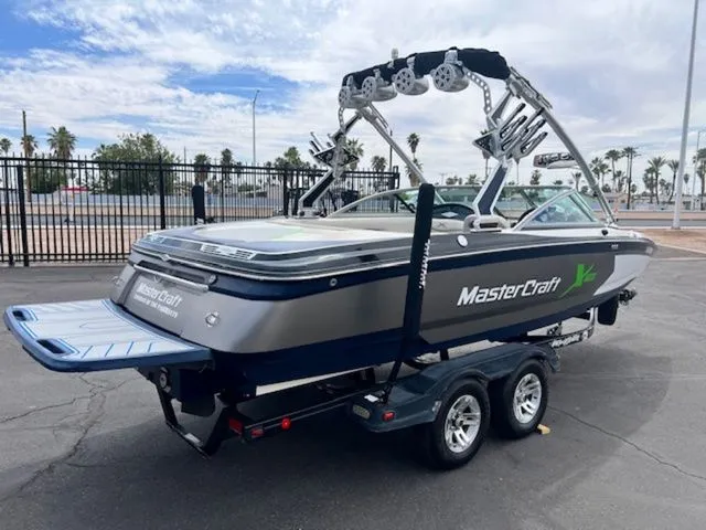 Slide: The Image of MasterCraft XStar 2008 - 6