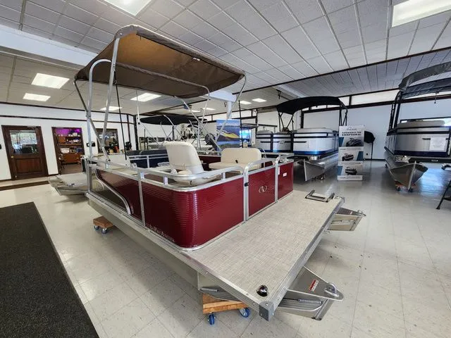 The Image of Paddle King Lo Pro Angler No Console 2026 - 1