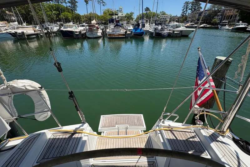 Slide: The Image of Stern view of 2008 Wauquiez Centurion 40s with the swim platform down - 19