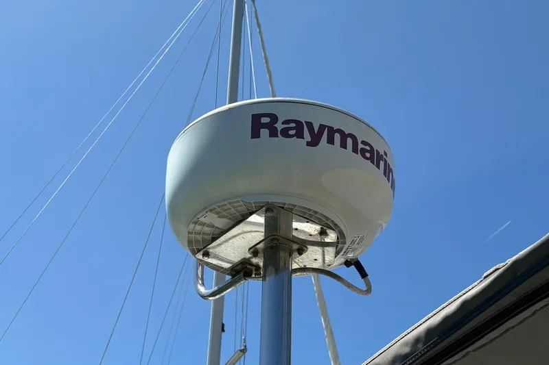Slide: The Image of Raymarine radar on 2008 Wauquiez Centurion 40s sailboat - 25