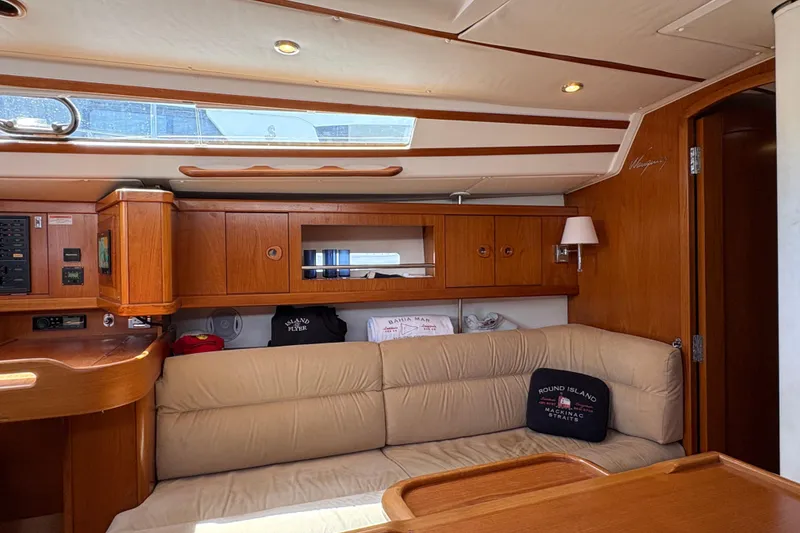 Slide: The Image of 2008 Wauquiez Centurion 40s salon - 32