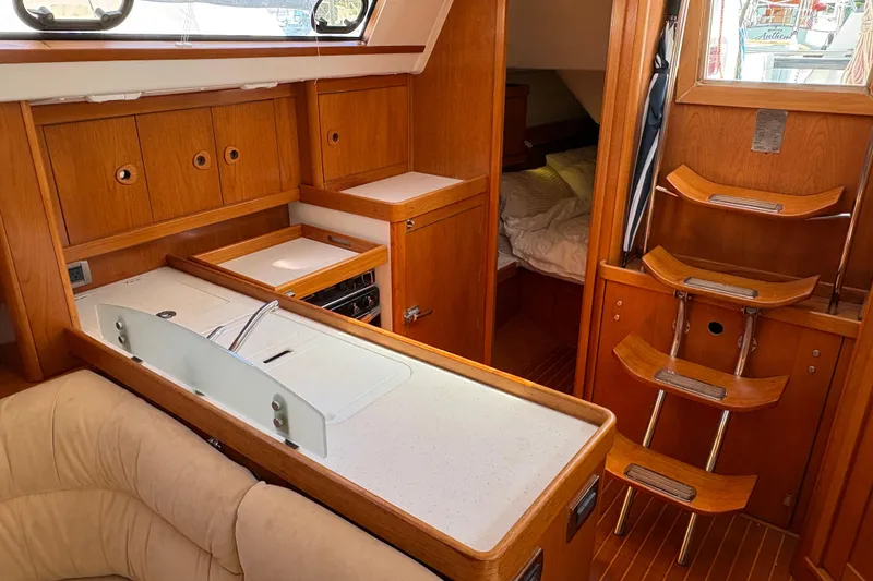Slide: The Image of 2008 Wauquiez Centurion 40s galley - 37