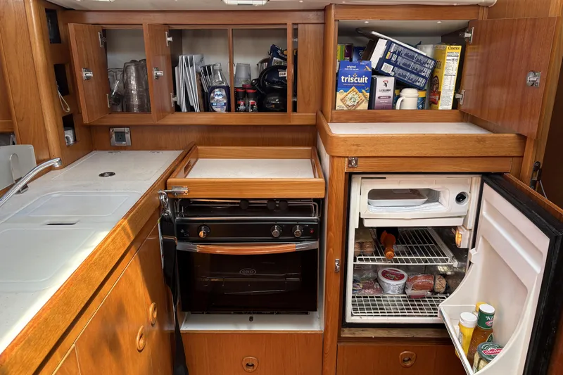Slide: The Image of 2008 Wauquiez Centurion 40s galley - 39