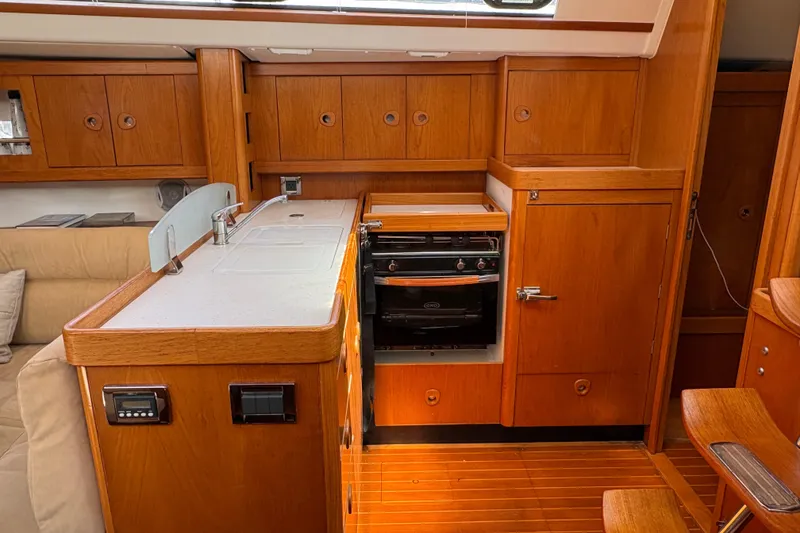 Slide: The Image of 2008 Wauquiez Centurion 40s galley - 40