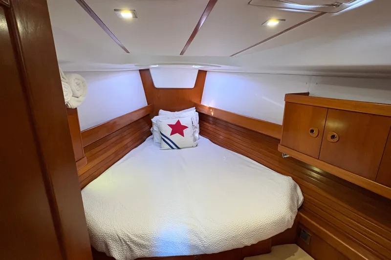 Slide: The Image of 2008 Wauquiez Centurion 40s fwd cabin - 45