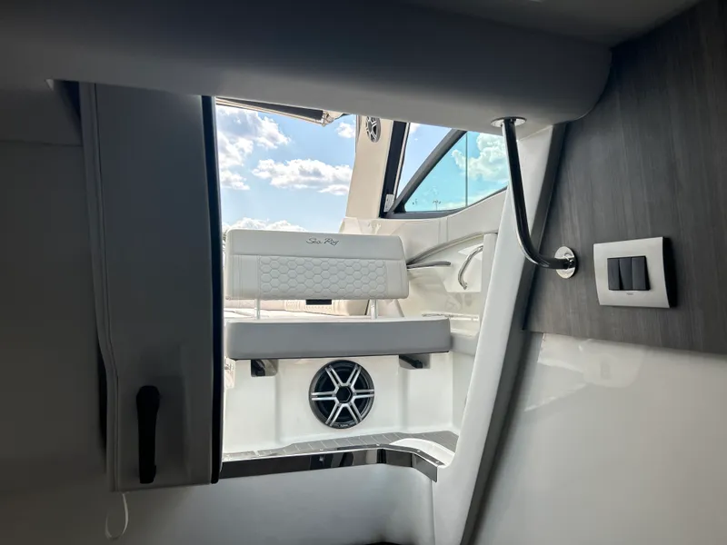Slide: The Image of Sea Ray Sundancer 320 2027 - 29