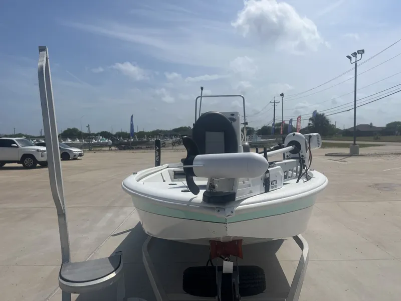 Slide: The Image of Avid 19 FS 2024 - 5