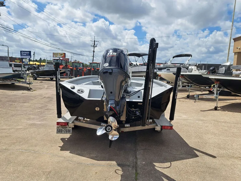 Slide: The Image of Excel 203 Bay Pro 2020 - 10