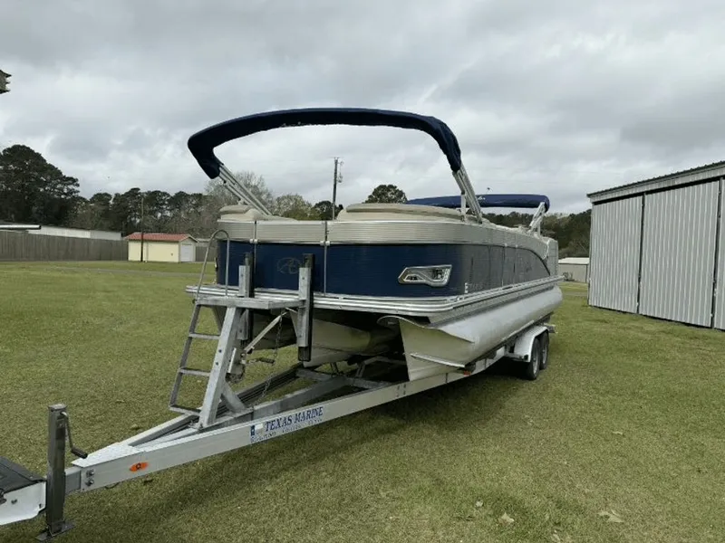 Slide: The Image of Avalon LSZ CR 2585 2019 - 12