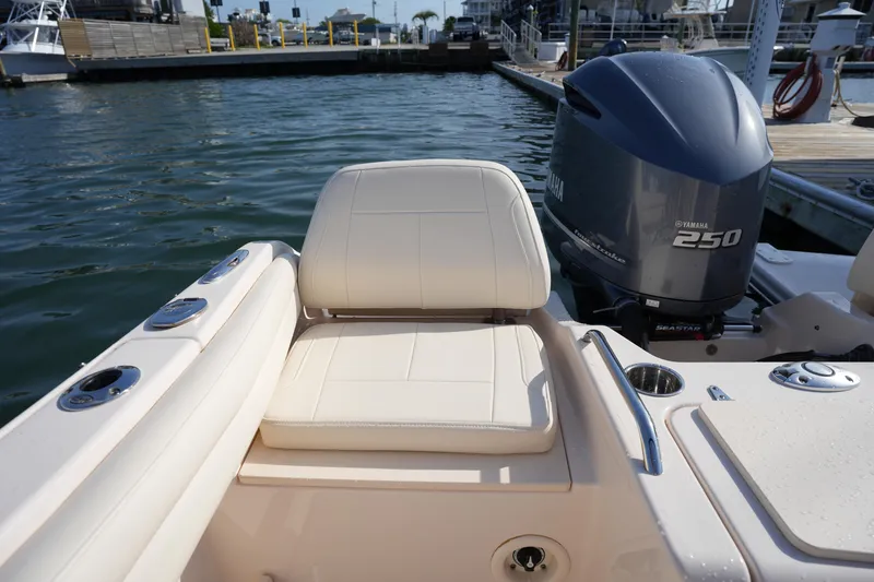 Slide: The Image of 2021 Grady-White Freedom 215 boat with Yamaha 250 engine at dock. - 18