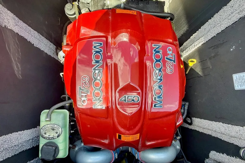 Slide: The Image of Red Monsoon 6.2L engine in 2016 Malibu Wakesetter 25 LSV boat. - 38