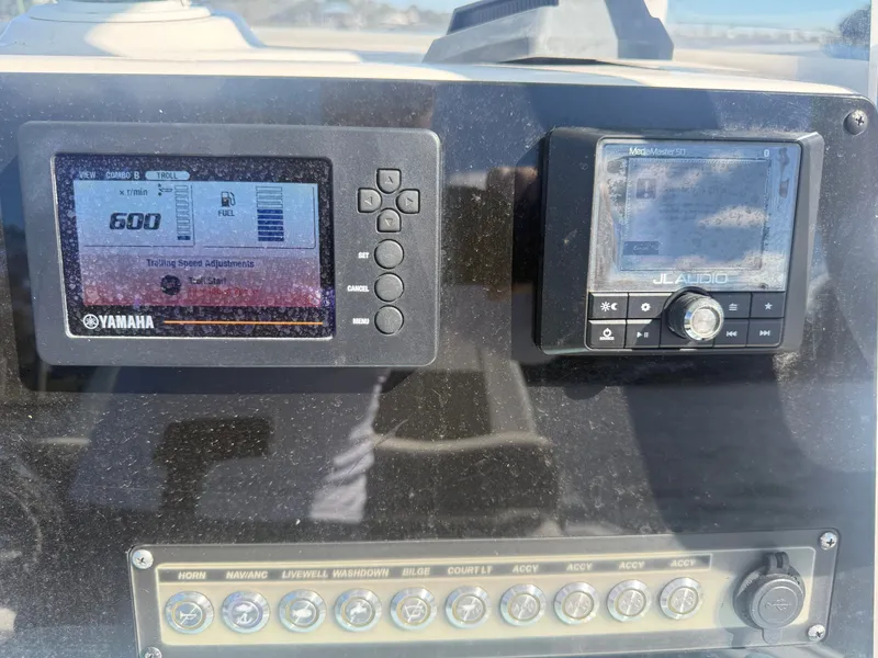 Slide: The Image of Tidewater 2300 Carolina Bay 2020 - 31