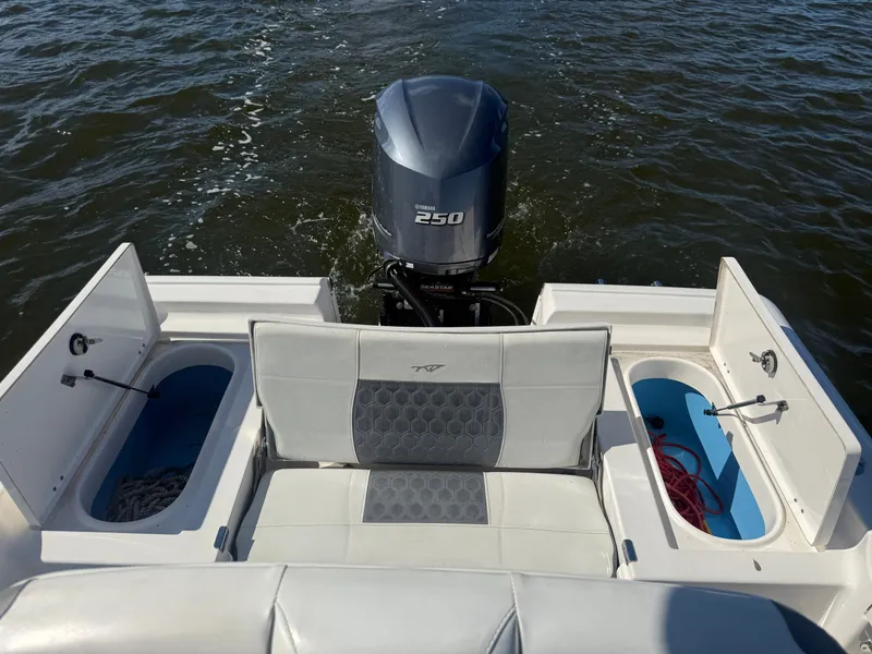 Slide: The Image of Tidewater 2300 Carolina Bay 2020 - 34