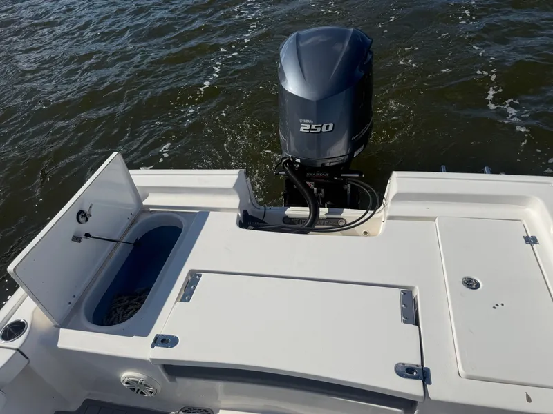 Slide: The Image of Tidewater 2300 Carolina Bay 2020 - 35