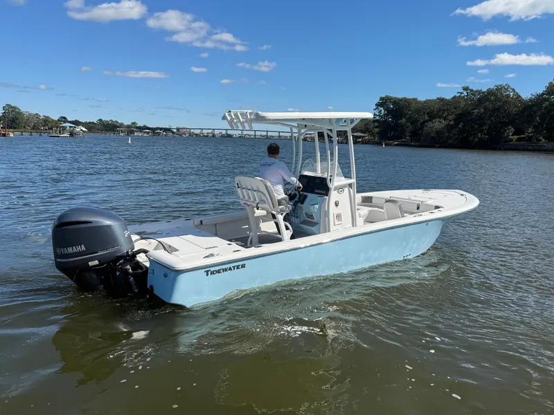 Slide: The Image of Tidewater 2300 Carolina Bay 2020 - 6