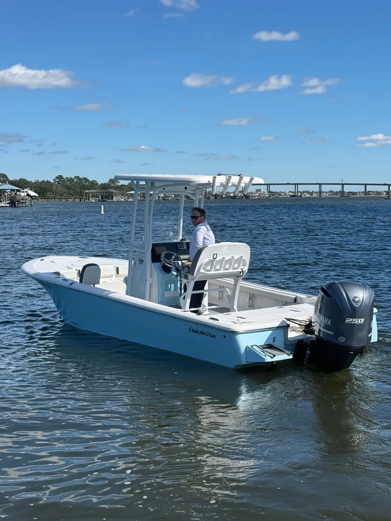 Slide: The Image of Tidewater 2300 Carolina Bay 2020 - 9