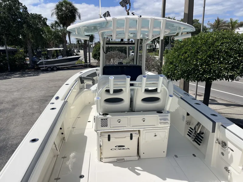 Slide: The Image of Cobia 285 Open Center Console 2026 - 10