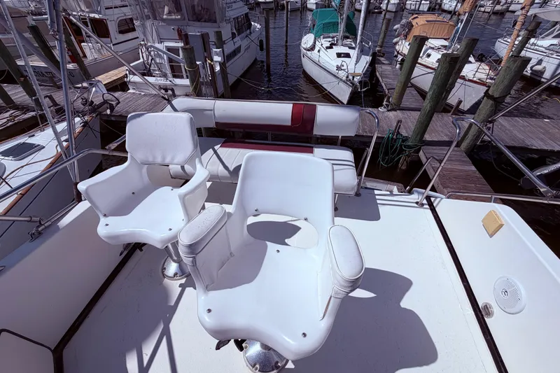 Slide: The Image of 1987 Sea Ray 340 Sedan Bridge , upper deck - 12