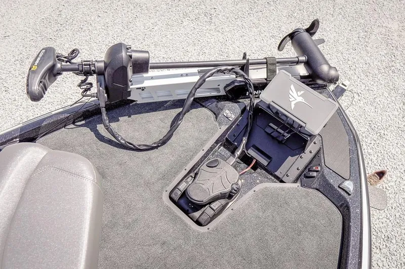Slide: The Image of 2026 Skeeter ZXR20 SE boat deck with trolling motor and control panel. - 19