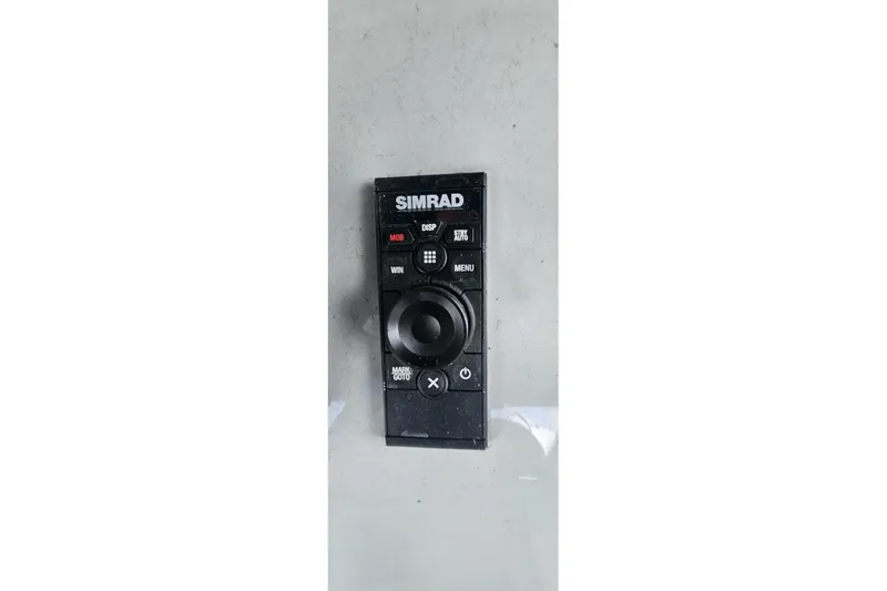 Slide: The Image of Simrad marine control panel on 2021 Flats Cat 21' boat. - 17