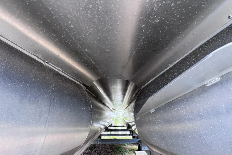 Slide: The Image of Underneath view of a 2018 Berkshire 25 STS Tri Toon pontoon boat. - 8