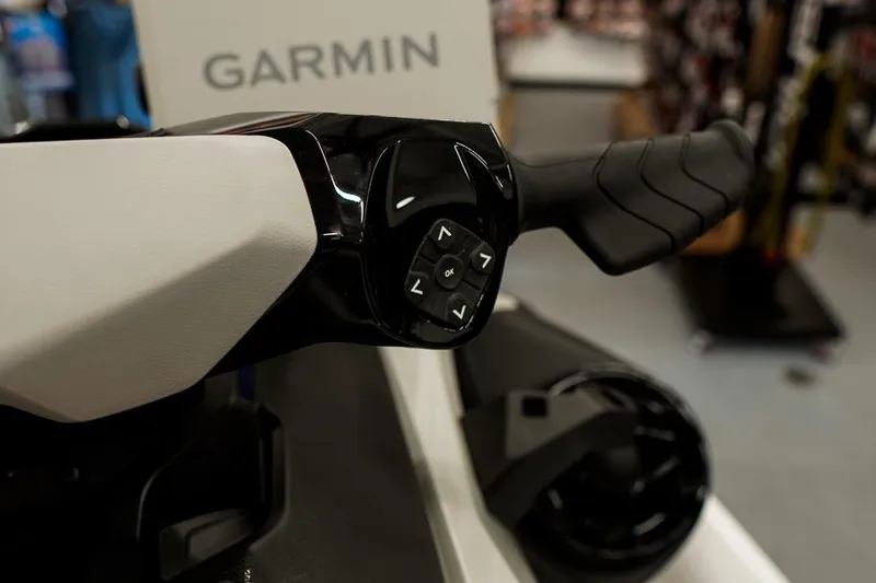 Slide: The Image of Handlebar controls of 2026 Sea-Doo FishPro Sport 170 with Garmin navigation system. - 14