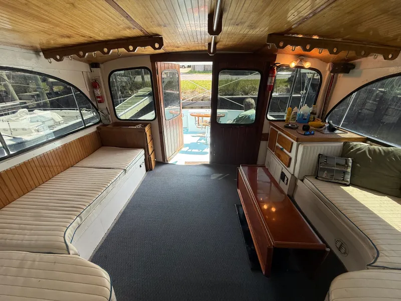 Slide: The Image of Custom Carolina Buddy Harris 44 Sport Fish 1983 - 30