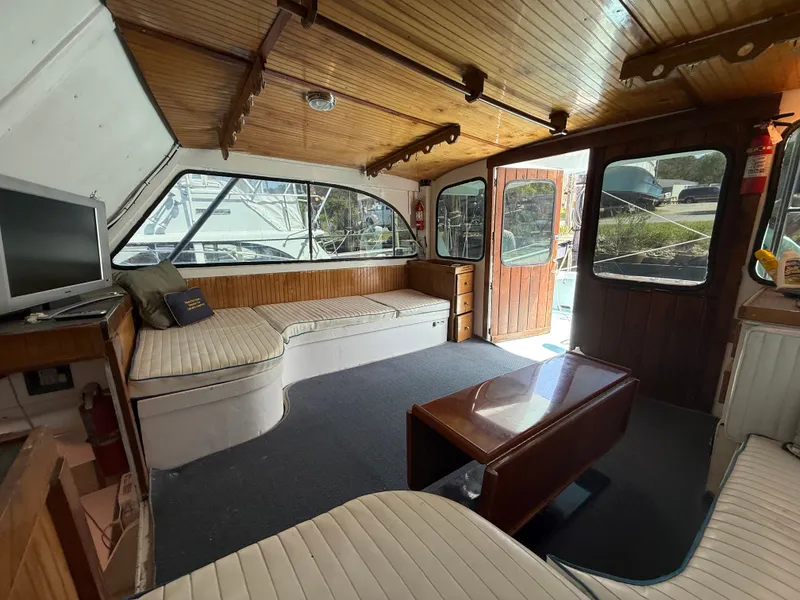 Slide: The Image of Custom Carolina Buddy Harris 44 Sport Fish 1983 - 4