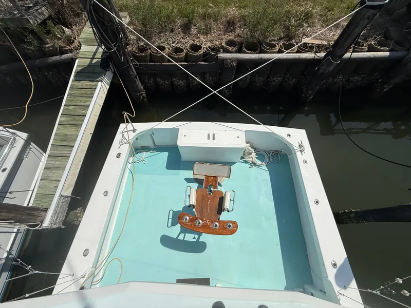Slide: The Image of Custom Carolina Buddy Harris 44 Sport Fish 1983 - 41