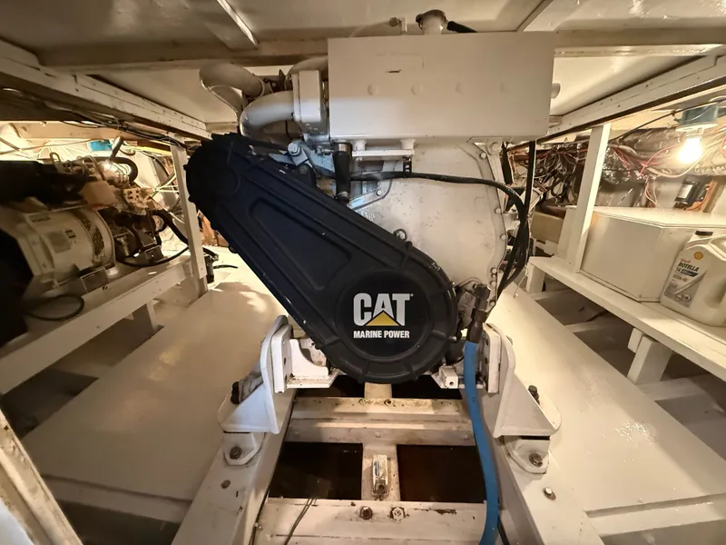 Slide: The Image of Custom Carolina Buddy Harris 44 Sport Fish 1983 - 5