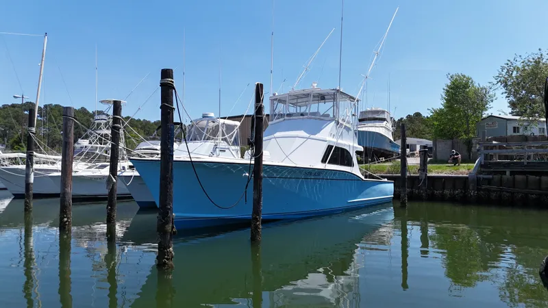 Slide: The Image of Custom Carolina Buddy Harris 44 Sport Fish 1983 - 50